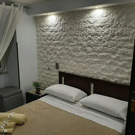 Apartment Albergaira House - Palermo