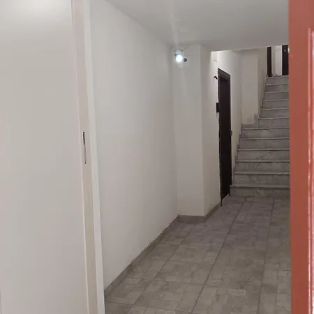 公寓 Albergaira House -