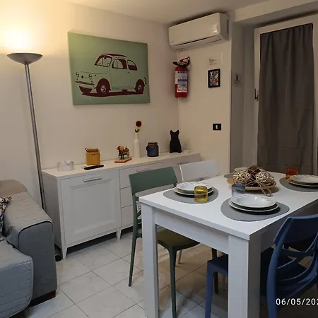 Apartment Albergaira House - *